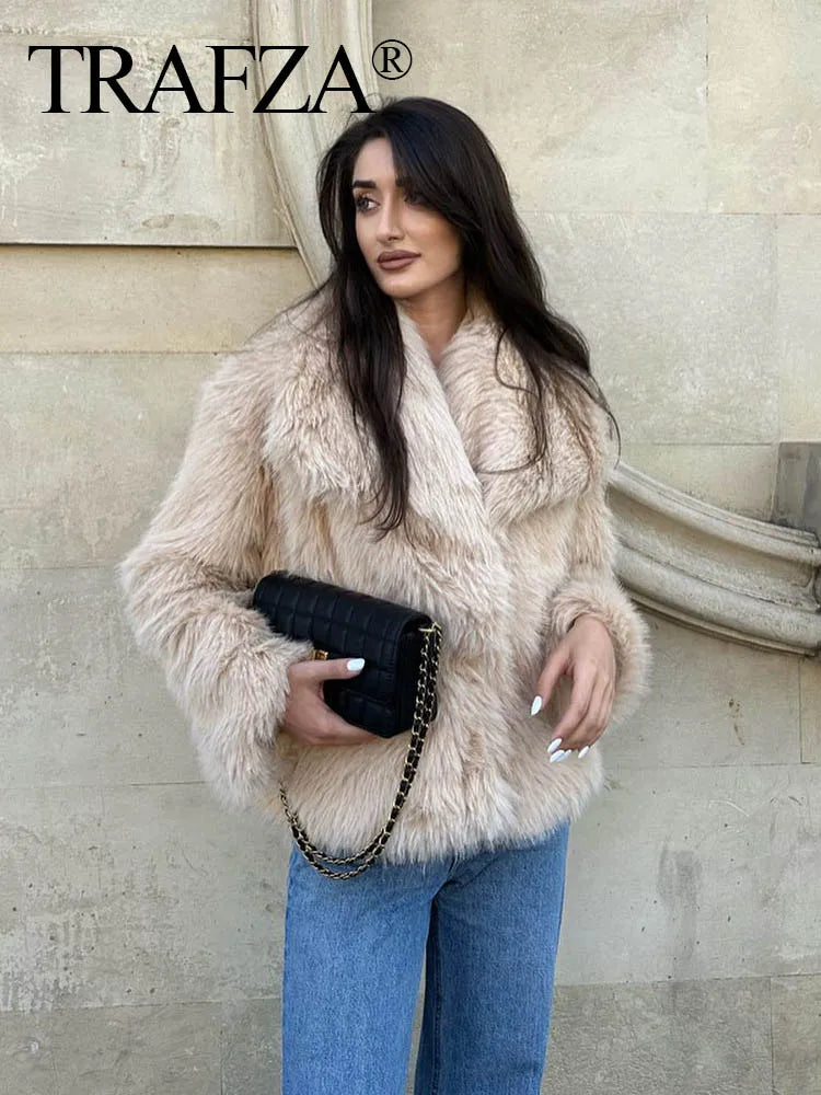 Chic Faux Fur Cropped Jacket